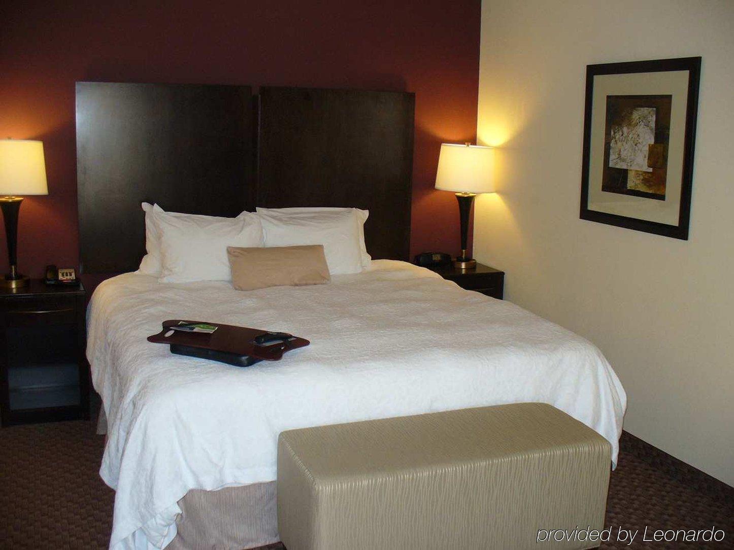 Hampton Inn & Suites Enid Værelse billede