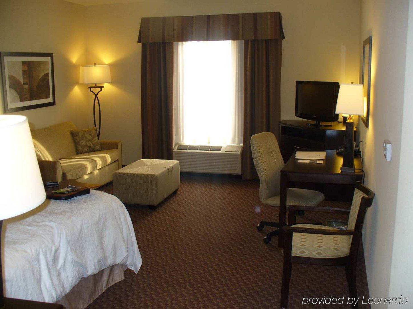 Hampton Inn & Suites Enid Værelse billede
