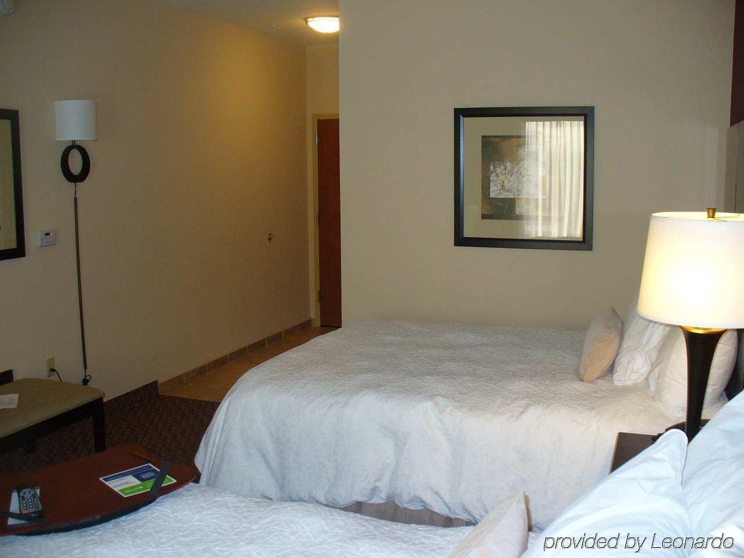 Hampton Inn & Suites Enid Værelse billede