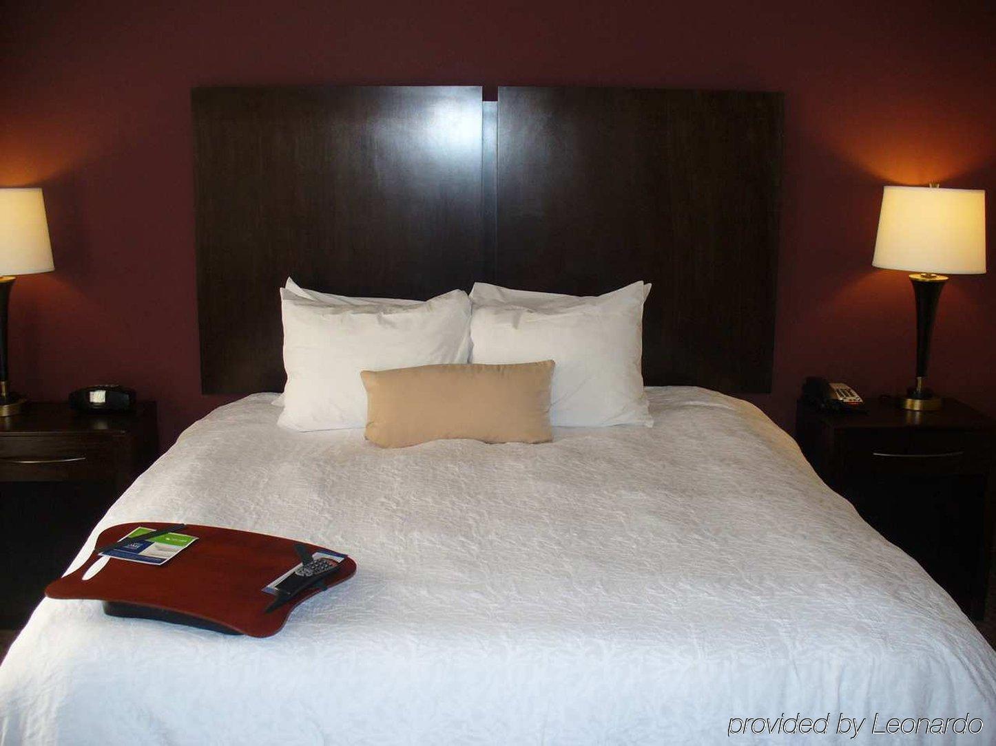 Hampton Inn & Suites Enid Værelse billede