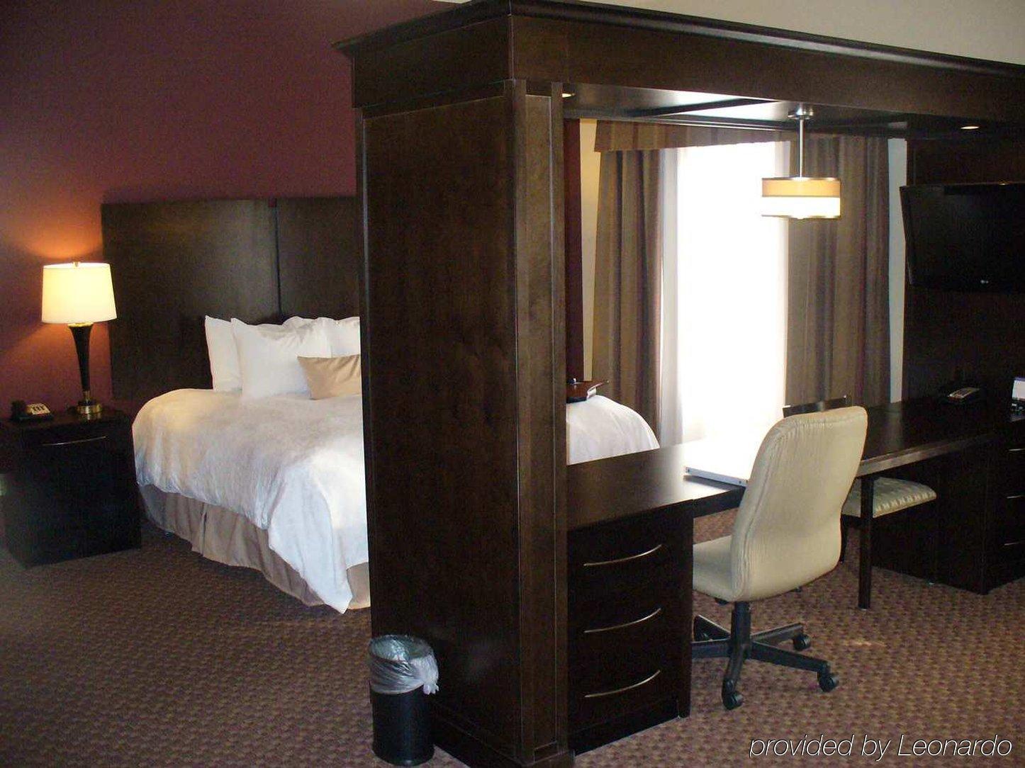 Hampton Inn & Suites Enid Værelse billede